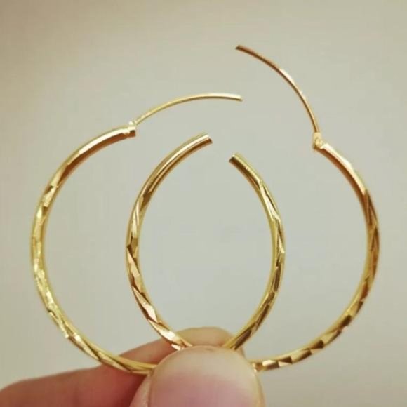NEW 18K Gold Hoop Earrings, beautiful Earrings, cute Earrings - Picture 5 of 9